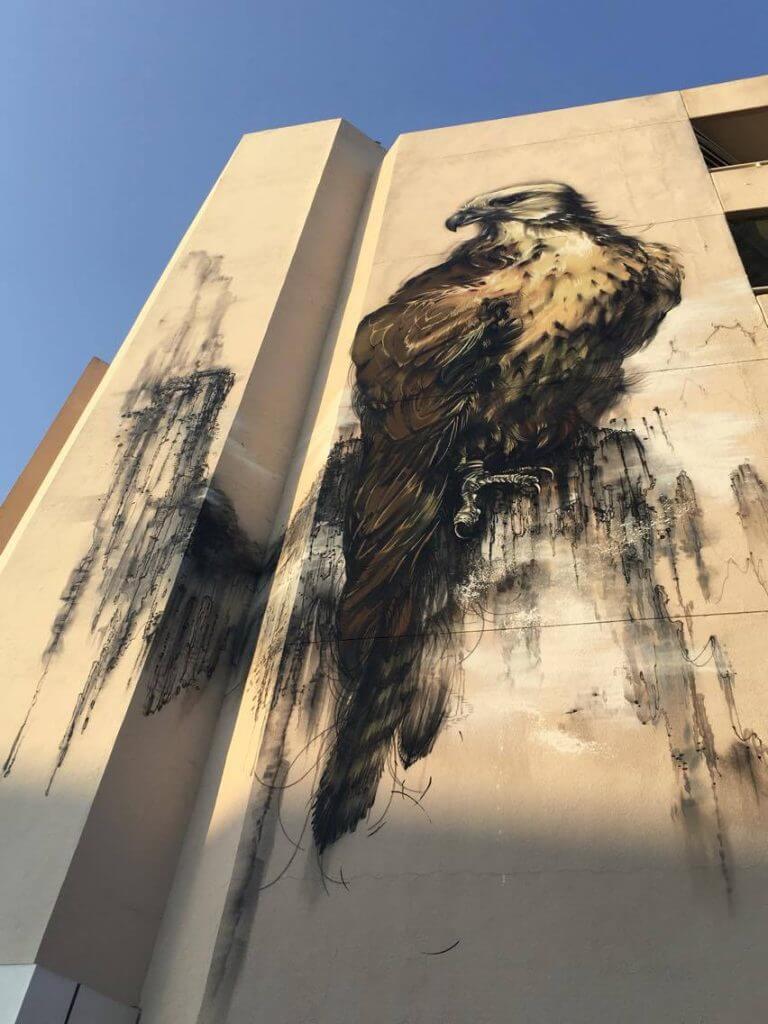 Hua Tunan, Falcon Street Art, Dubai 2016. Photo credit Hua Tunan