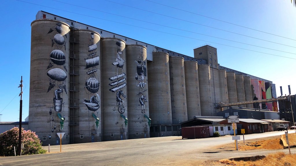 Phlegm – PUBLIC Silo Trail of Western Australia –Northam were completed in March 2015. Photo Credit Annette Green