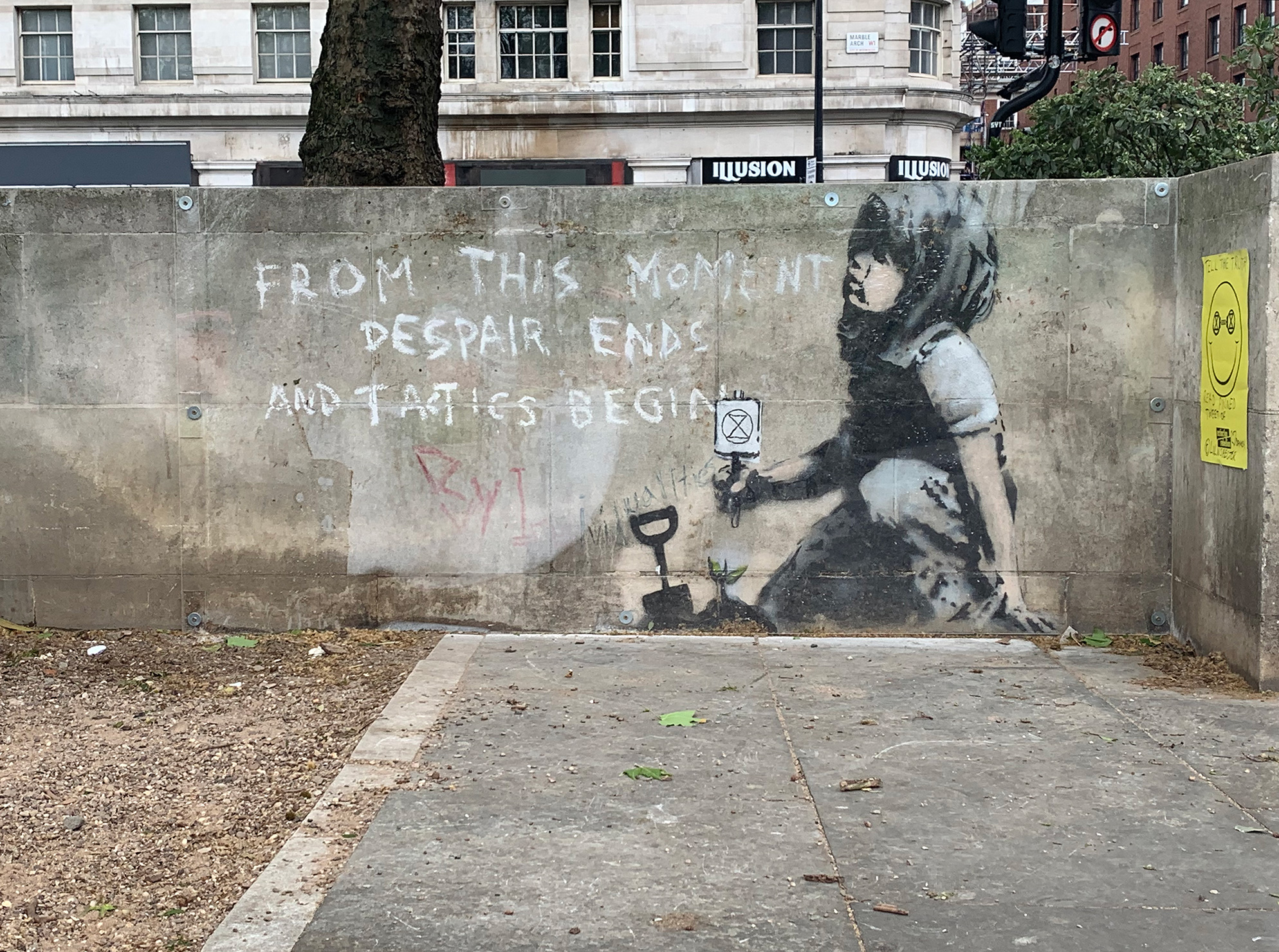 New Banksy Street Art Supporting Extinction Rebellion Spotted At Marble Arch London